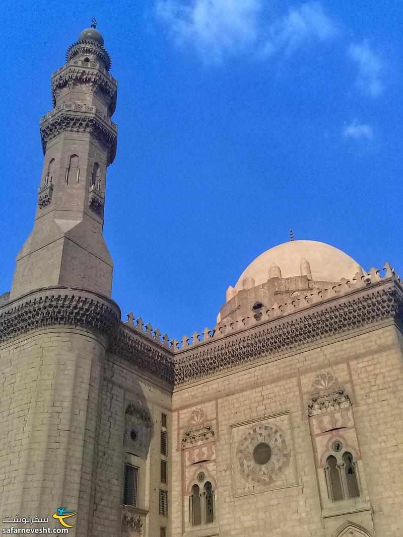 گنبد و مناره مسجد الرفاعی