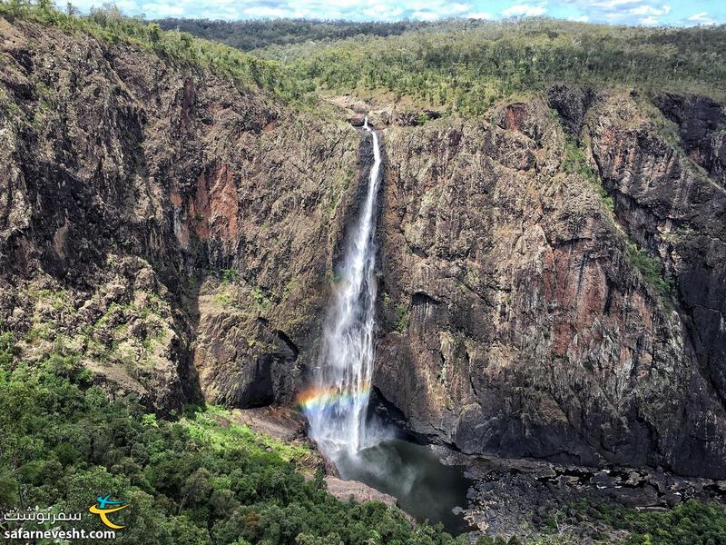 آبشار زیبای والامان در ایالت کوئینزلند استرالیا