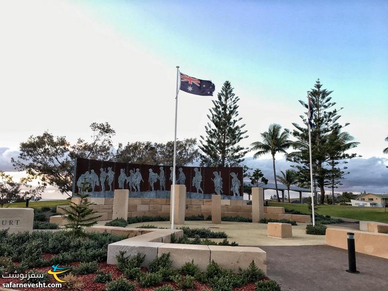 یادبود سربازان کشته شده استرالیا در جنگ جهانی اول، جنگی که خیلی هم به اونها مربوط نبود