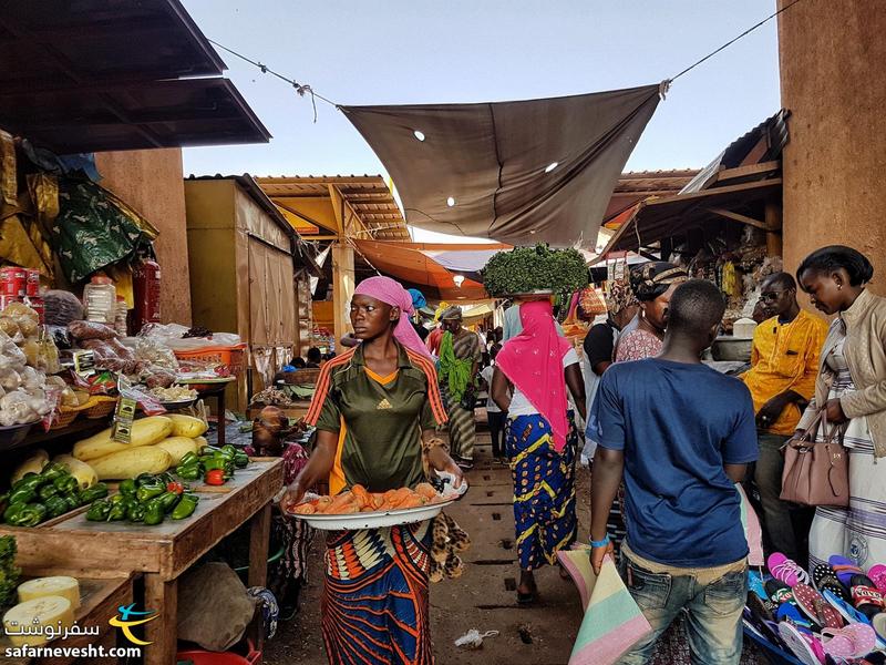 بازار شهر بوبو دیولاسو در غرب بورکینافاسو