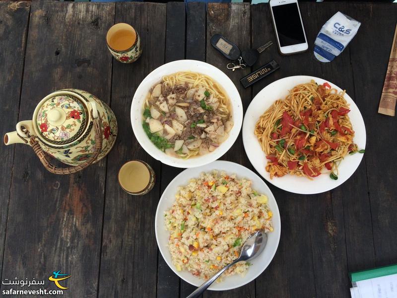 نودل - پاستای تخم مرغ - پلو ی آناناس - ناهار من و آرمان و یاسمین در شهر شیجو