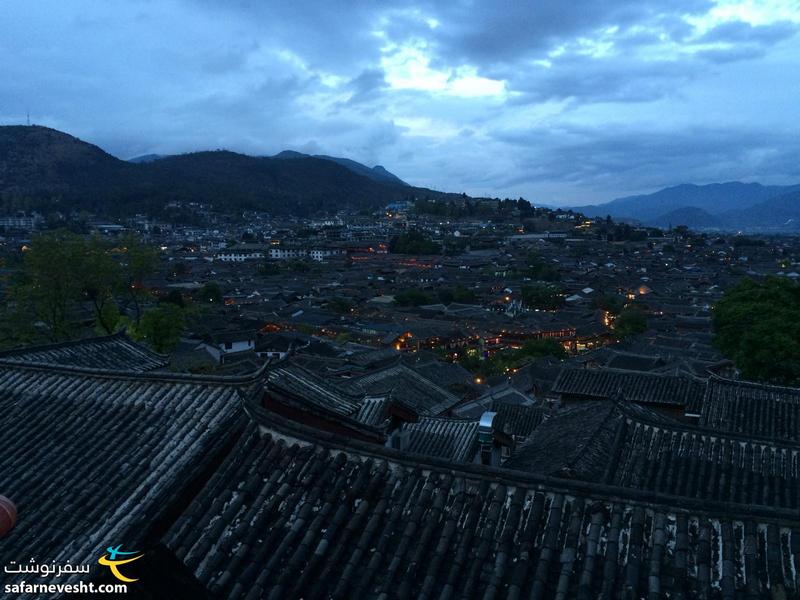  شهر قدیم لیجیانگ قبل از تاریکی کامل