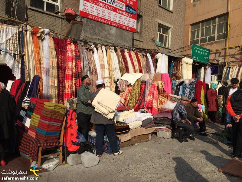  بازار اویغورها در شهر ارومچی