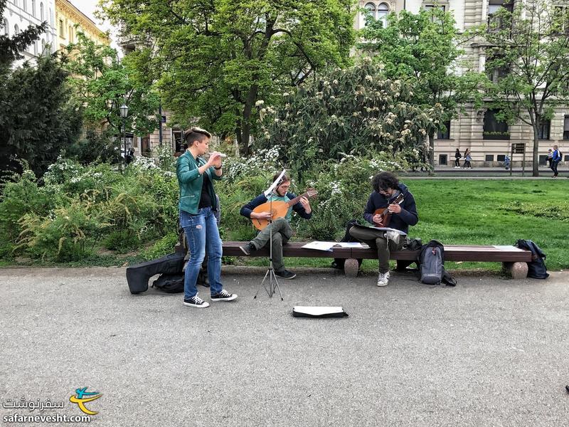 تمرین موسیقی در پارک های زاگرب