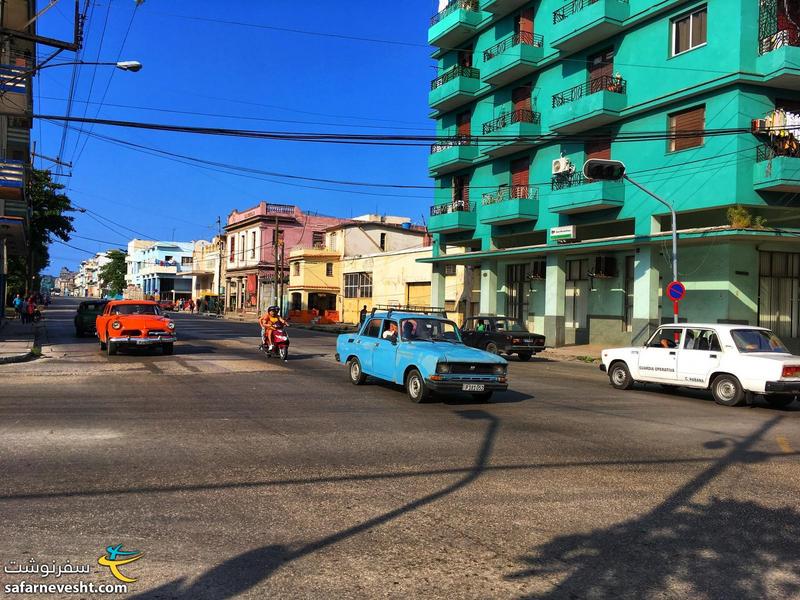 ماشین های قدیمی شوروی هم توی کوبا دیده میشه