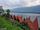 نمایی از دریاچه توبا