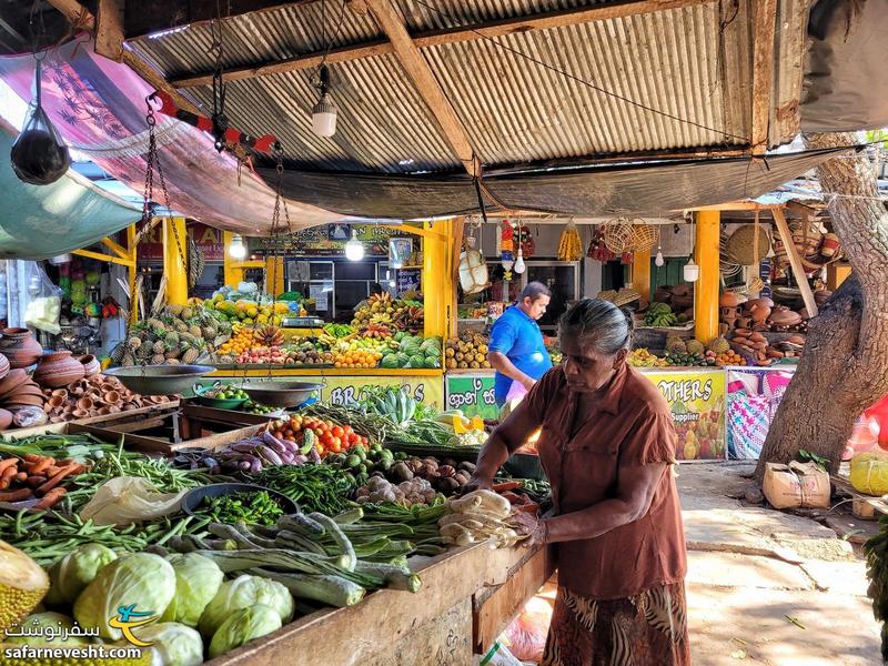 بازار روز تانگالا