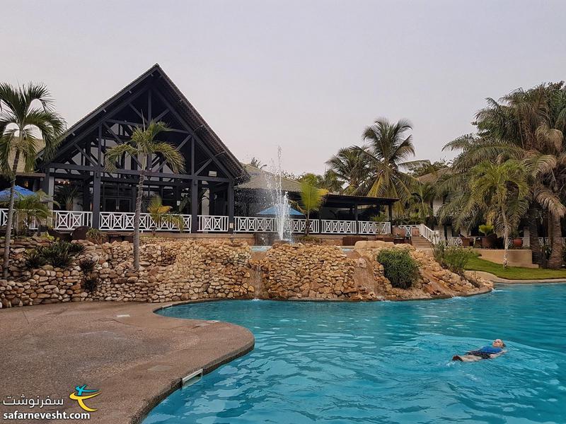 استخر هتل لابادی در آکرا پایتخت غنا