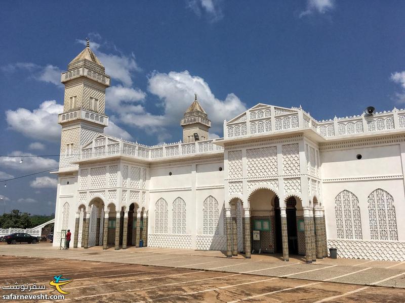 مسجد جامع یاموسوکرو پایتخت ساحل عاج