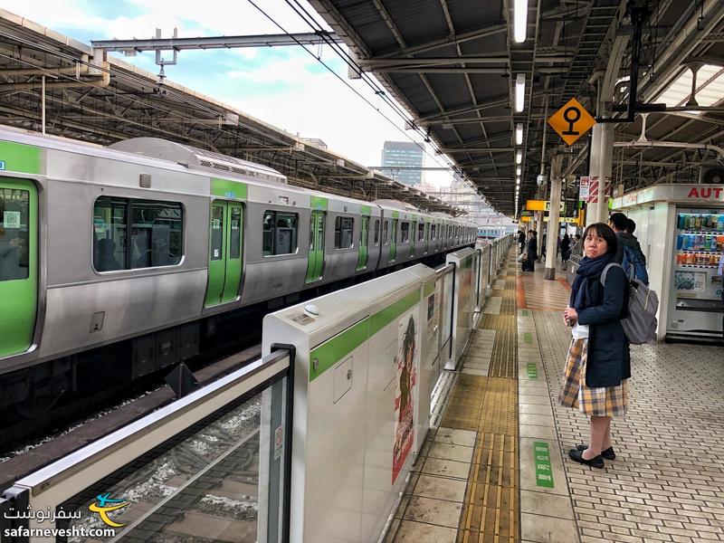 ایستگاه قطار با حفاظ در توکیو