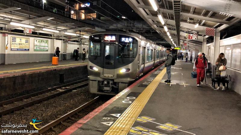 در اوزاکا هم فقط از قطار برای حمل و نقل استفاده کردم
