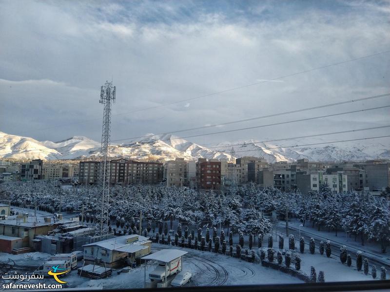 این برف تهرانم آپشنه‌ها، الکی نگذریم ازش.