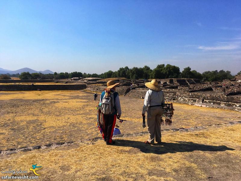 دستفروش هایی که صنایع دستی می فروختند