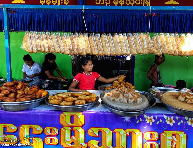 غذاهای خیابانی در باگان کشور میانمار