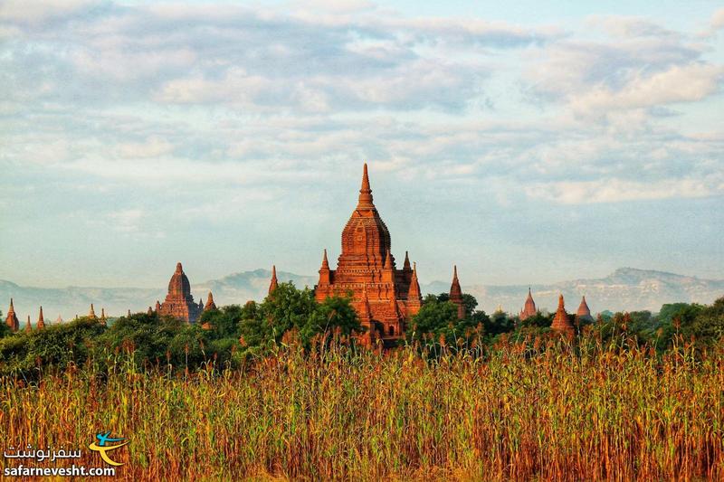 معبدی در یک دشت زیبا در منطقه باگان برمه