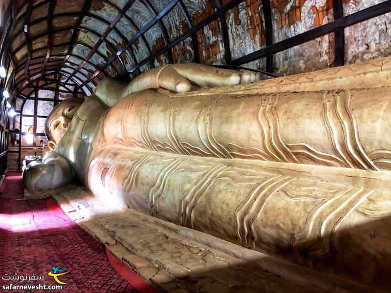 بودای خوابیده در معبد  شووسانداو