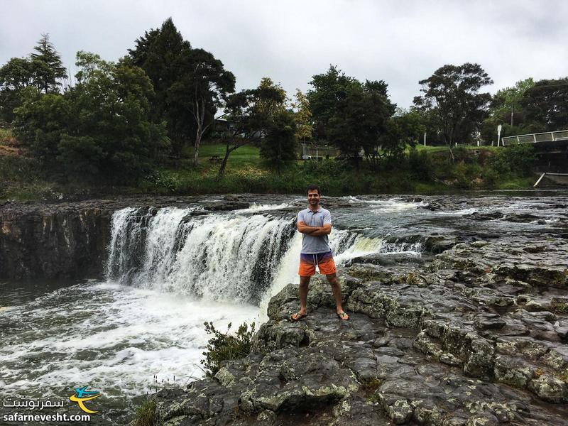 آبشار هارورو در شمال نیوزیلند