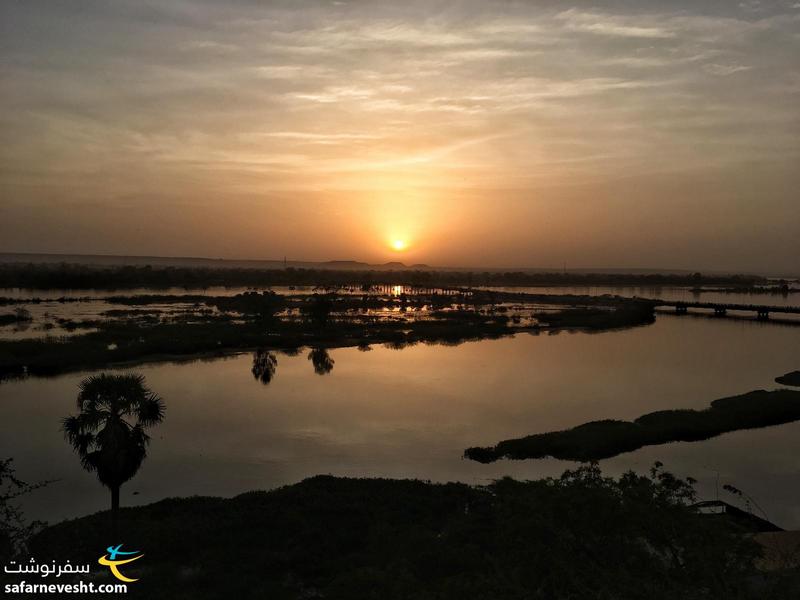 غروب خورشید روی رودخانه نیجر